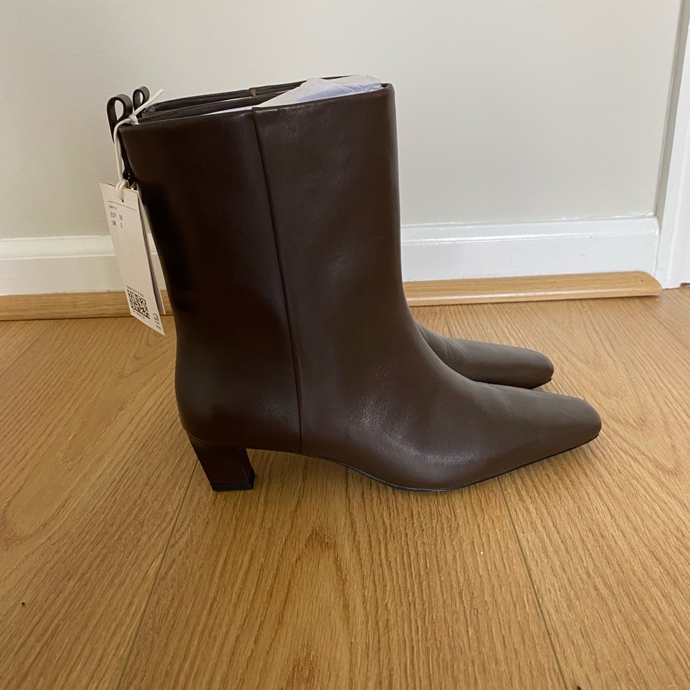 HM premium Brown genuine Leather kitten heel Ankle Boots